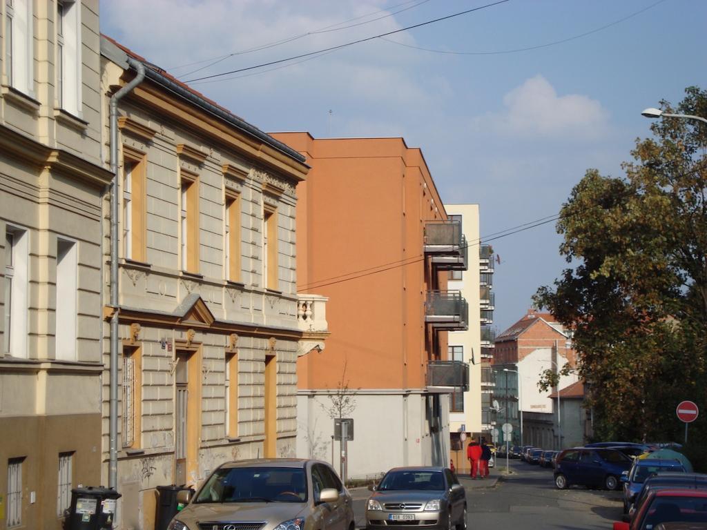 Apartment Smichov Прага Экстерьер фото